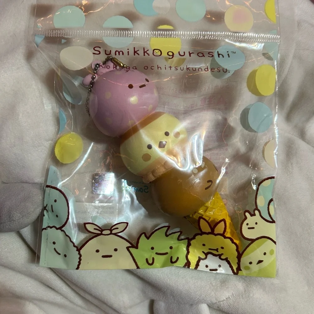 Sumikko Gurashi Ice Cream Cone Squishy - Picture 1 of 3